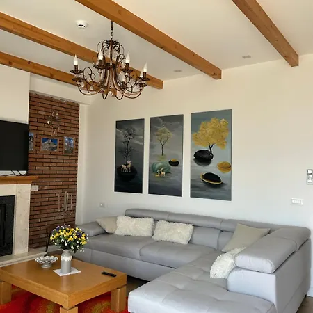 Syri Kryemates Villa