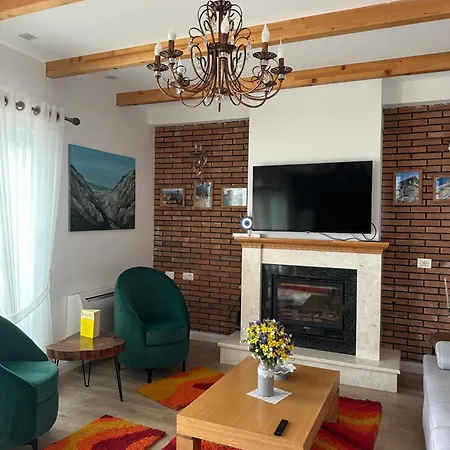 Syri Kryemates Villa